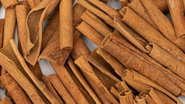 Cinnamon (Kayu Manis)