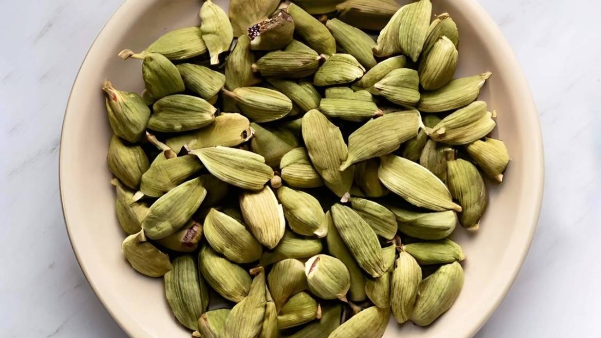 Medical Benefits Of Cardamom